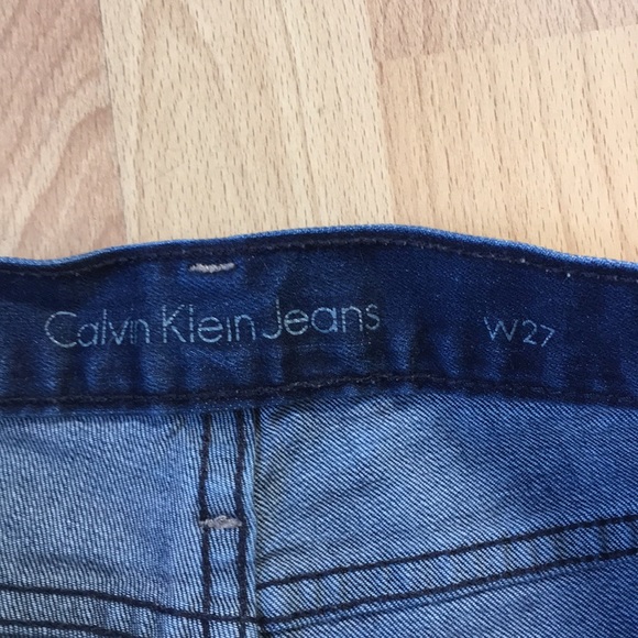 Calvin Klein High Waist Mid-Thigh Shorts - Picture 3 of 7